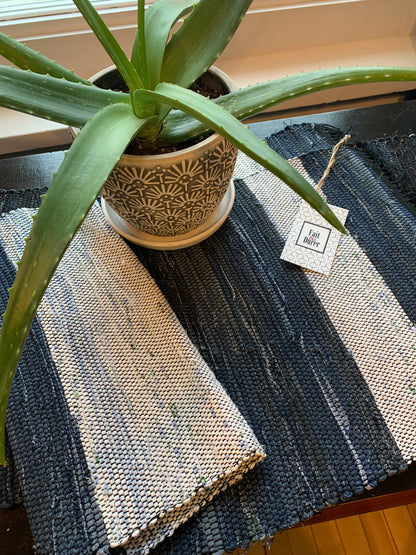 Chemin de table tissé - JEANS BLEU ET BLANC